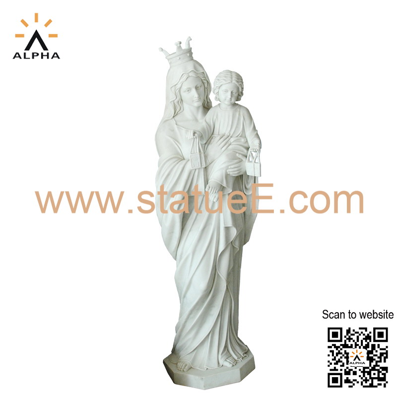 Our lady of the Rosary statue